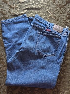 Wrangler Men’s Blue Relaxed Fit Denim Jeans